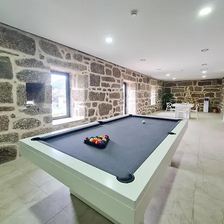 Апарт-отель Casa D'henrique Retreat Pool And Виейра-ду-Минью