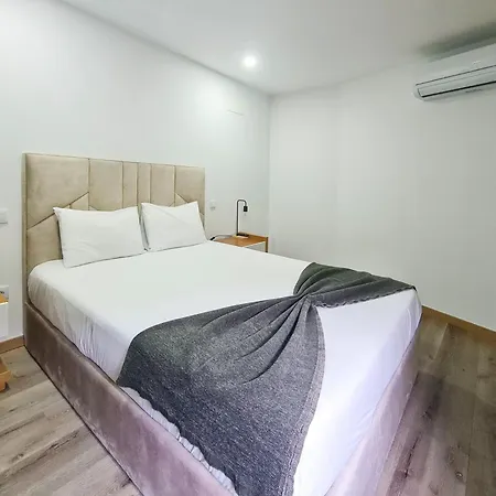 Casa D'henrique Retreat Pool And 4*