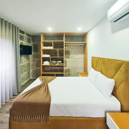 Casa D'henrique Retreat Pool And Aparthotel 4*