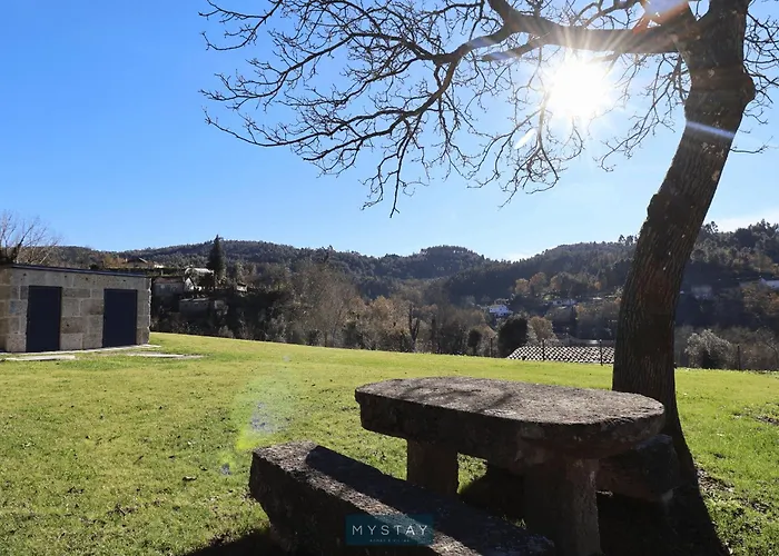 Casa D'henrique Retreat Pool And