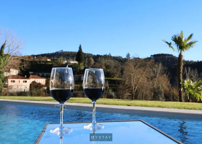 Апарт-отель Casa D'henrique Retreat Pool And Виейра-ду-Минью