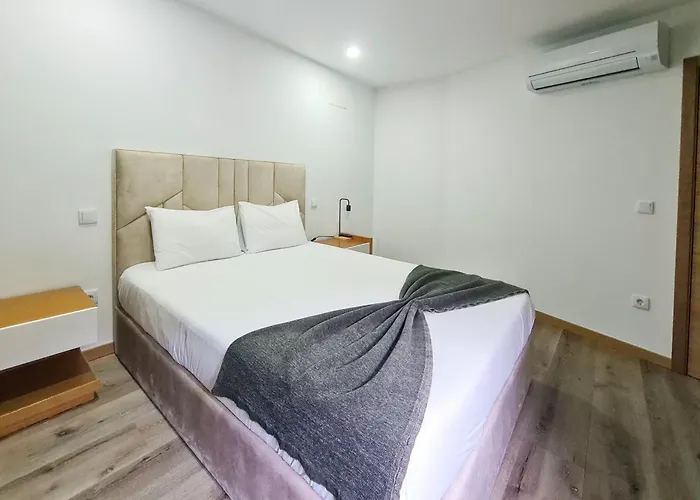 Casa D'henrique Retreat Pool And 4*