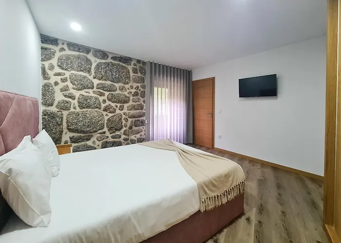 Casa D'henrique Retreat Pool And 4* Виейра-ду-Минью