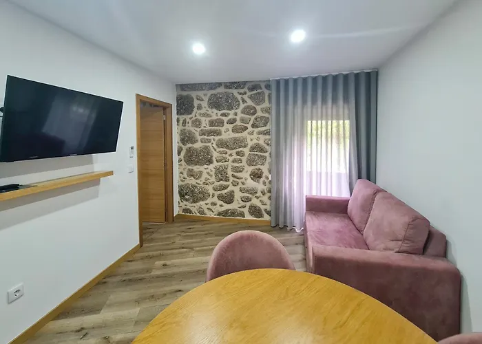 Casa D'henrique Retreat Pool And Апарт-отель