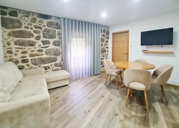 Aparthotel Casa D'henrique Retreat Pool And