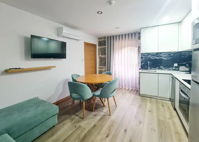 Casa D'henrique Retreat Pool And Aparthotel Vieira do Minho