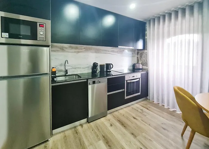 Aparthotel Casa D'henrique Retreat Pool And