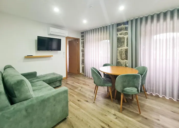 Aparthotel Casa D'henrique Retreat Pool And