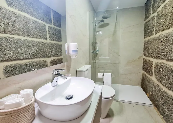 Casa D'henrique Retreat Pool And Aparthotel 4*