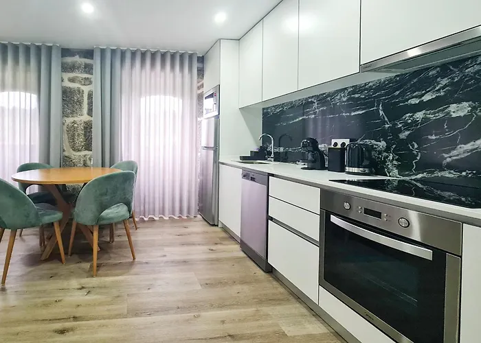 Casa D'henrique Retreat Pool And Aparthotel Vieira do Minho